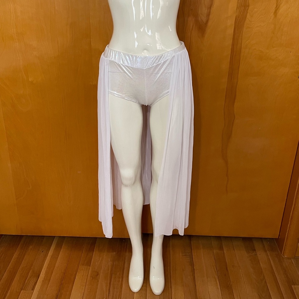 BodyRage Shorts Skirt Size One Size White